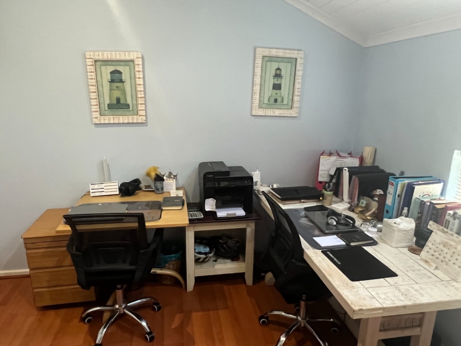 2 Bedroom Property for Sale in Keurboomstrand Western Cape